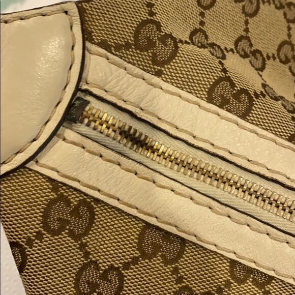 Gucci medium tote with top handles - Picture 2 of 9